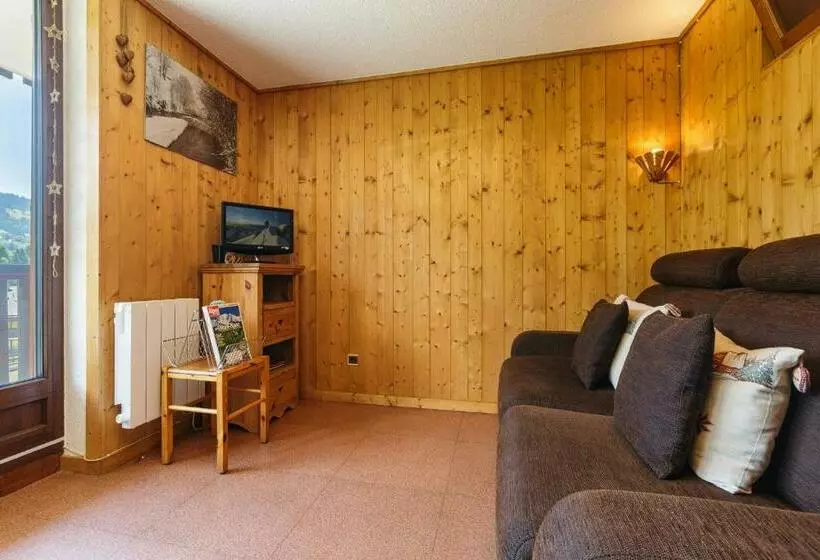 View Sur Arly E10   Happy Rentals