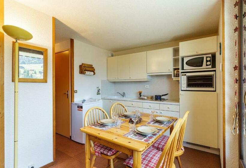 View Sur Arly E10 Happy Rentals