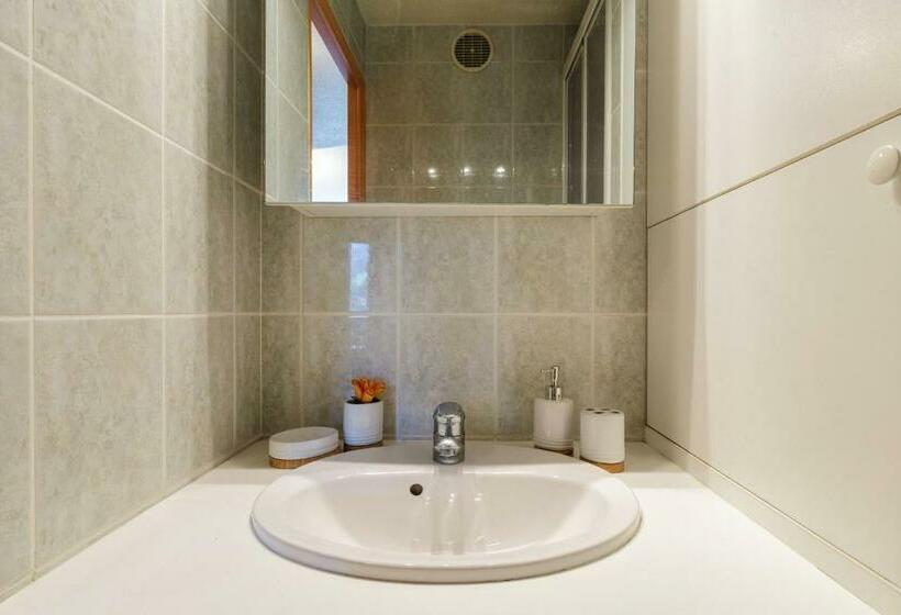 View Sur Arly E10 Happy Rentals