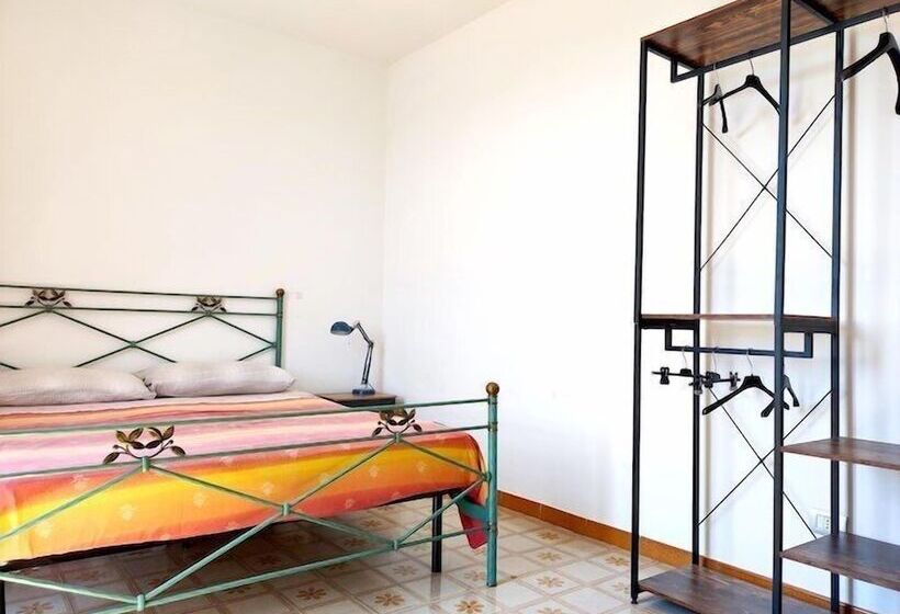 הוסטל Eco House San Michele