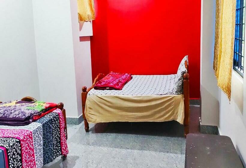 Отель Staymaker Nrupatunga Homestay Agumbe