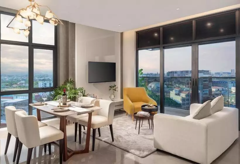 ホテル The Peninsula Phnom Penh