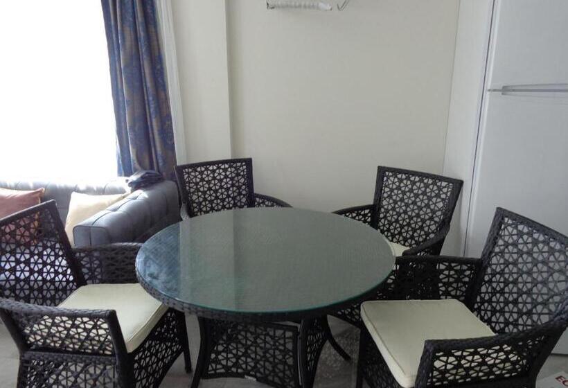 Krali̇yet Konaklari