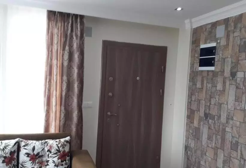 Krali̇yet Konaklari