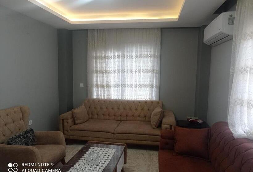 Krali̇yet Konaklari