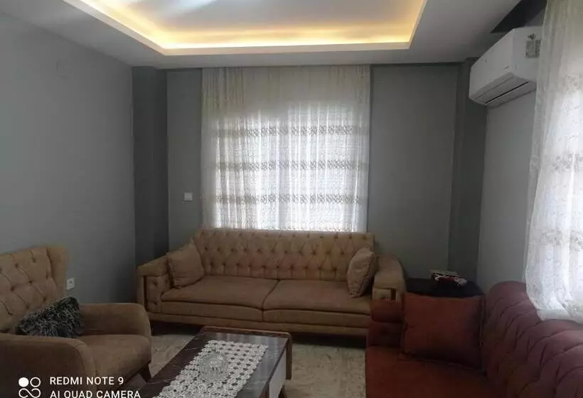 Krali̇yet Konaklari