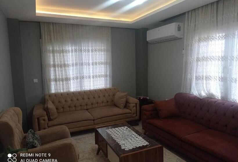 Krali̇yet Konaklari