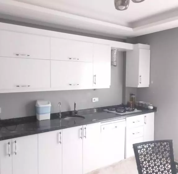 Krali̇yet Konaklari