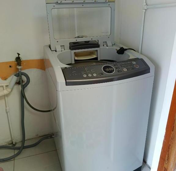 פנסיון 33 On Smuts Selborne