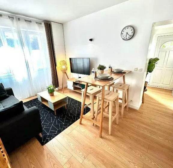 Enghien T2 Coeur De Ville 12 Mn De Paris