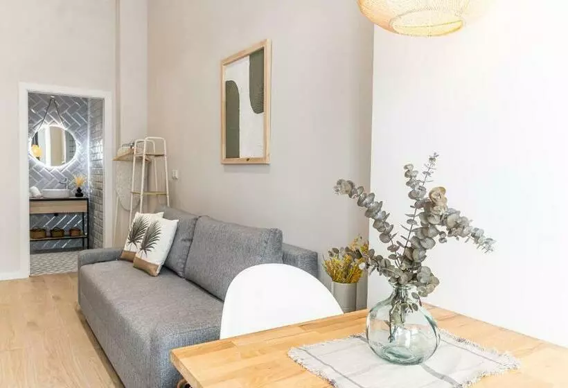 Florit Flats   Urban Beach Rooms Valencia