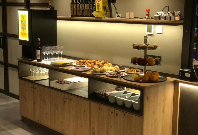 ホテル Monte Perdido