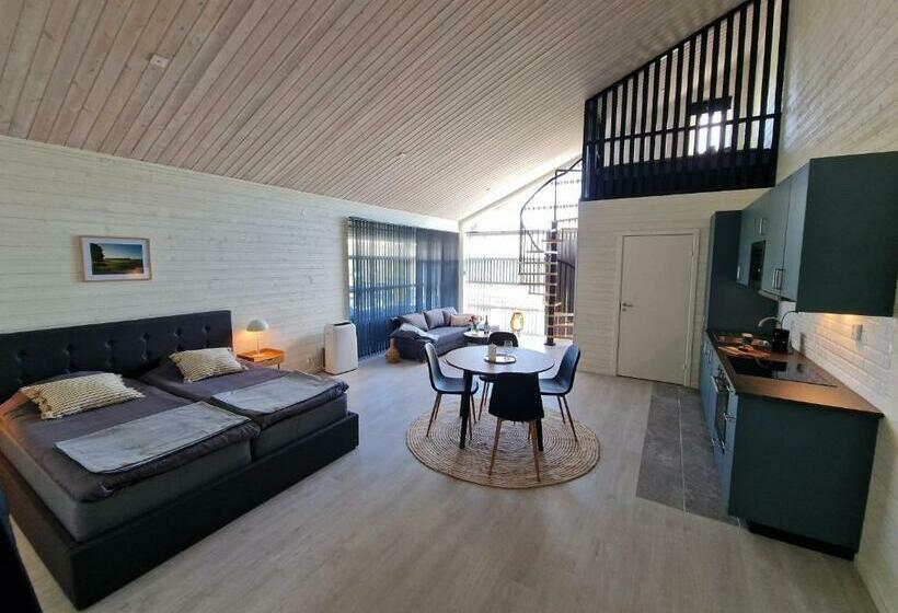 Kungälv Kode Golf Club Apartments