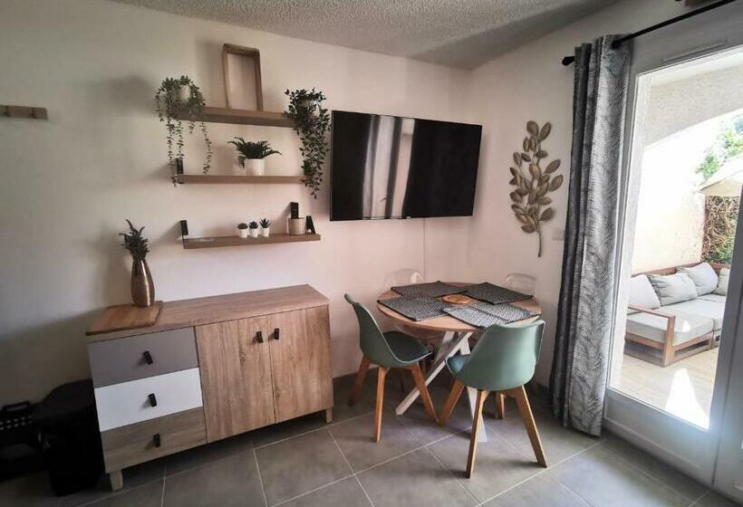 La Terrasse Ensoleillée De Sausset : Le Citronnier