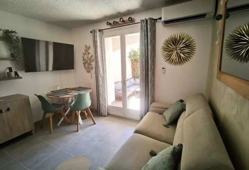 La Terrasse Ensoleillée De Sausset : Le Citronnier