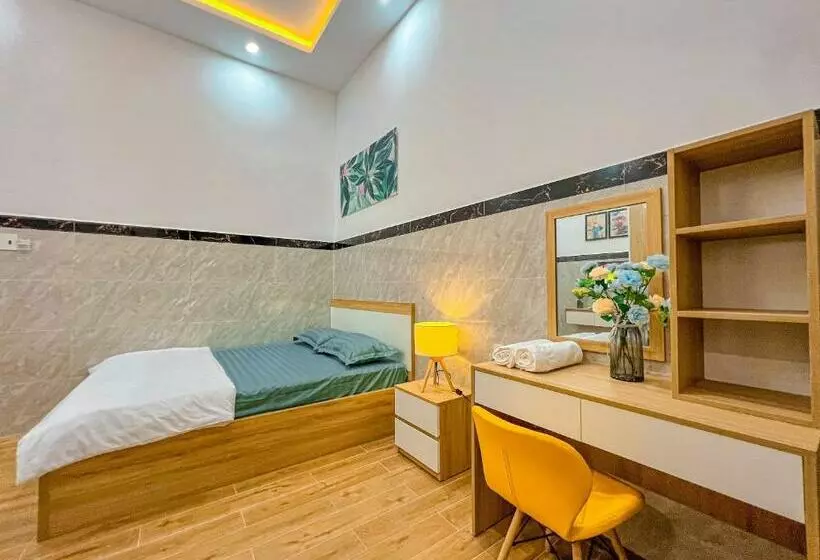 پانسیون Homestay Qhome