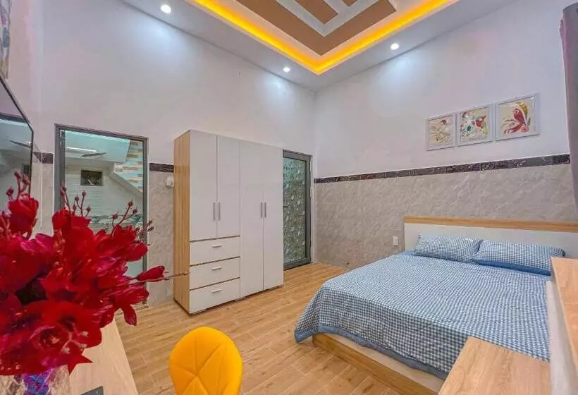 پانسیون Homestay Qhome