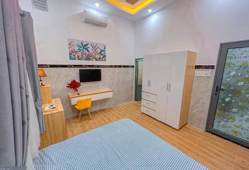 پانسیون Homestay Qhome