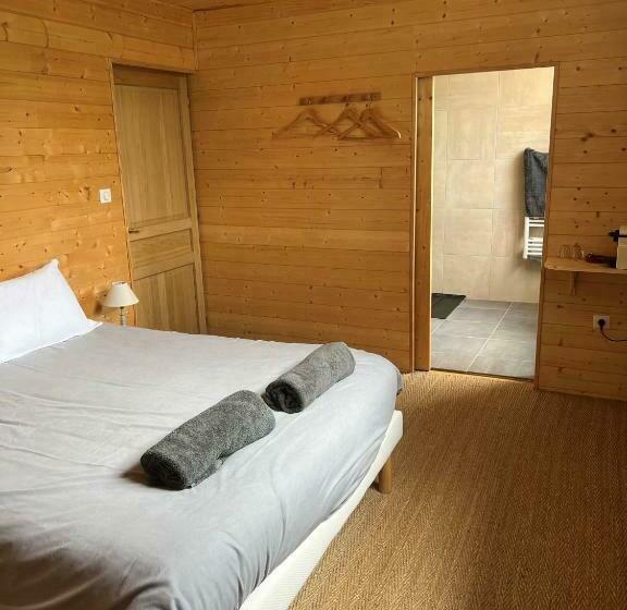 Пансион Luxury Guest House In The Centre Of Argeles Gazost