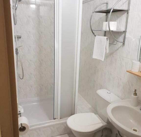 膳宿费 Penzión šafran