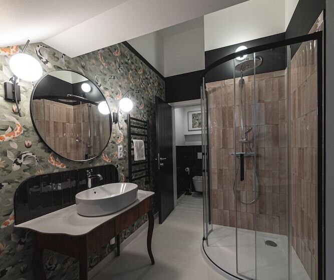 פנסיון Villa Chez Les Amis   Adults Only