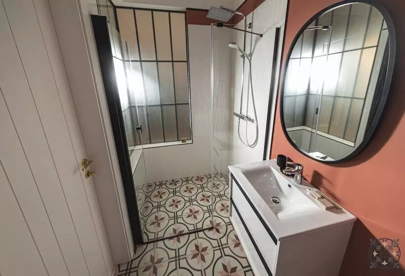 ペンション Villa Chez Les Amis   Adults Only