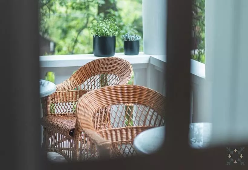 ペンション Villa Chez Les Amis   Adults Only