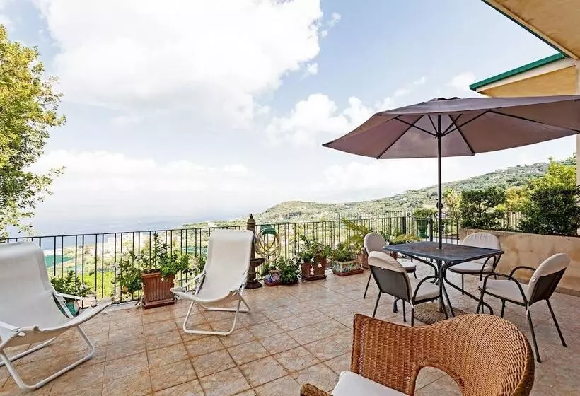 Amore Rentals   Villa The Stone On The Sea