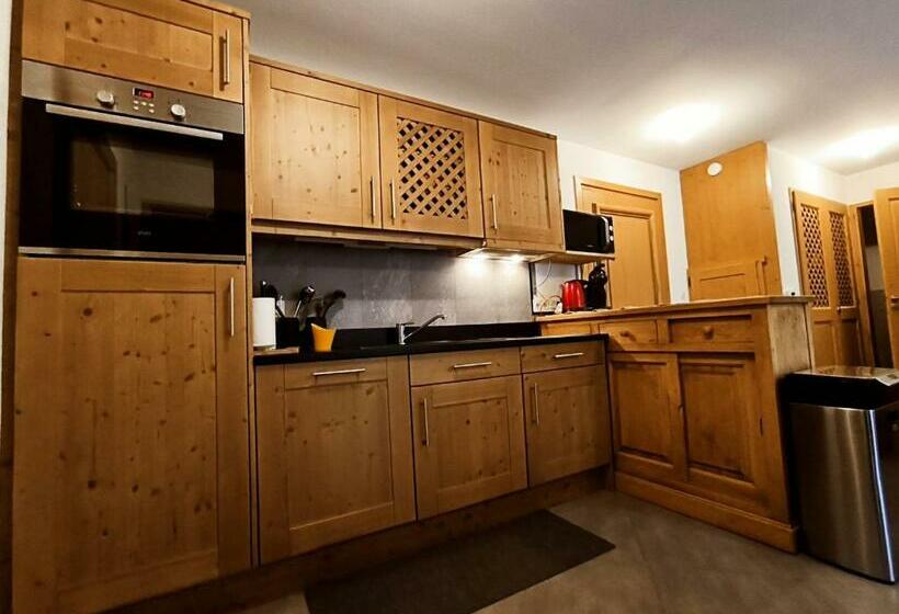 Appartement Cosy Avec Terrasse Et Parking Privé, Centre Village à 2 Pas Et Arrêt Ski Bus Proche Fr