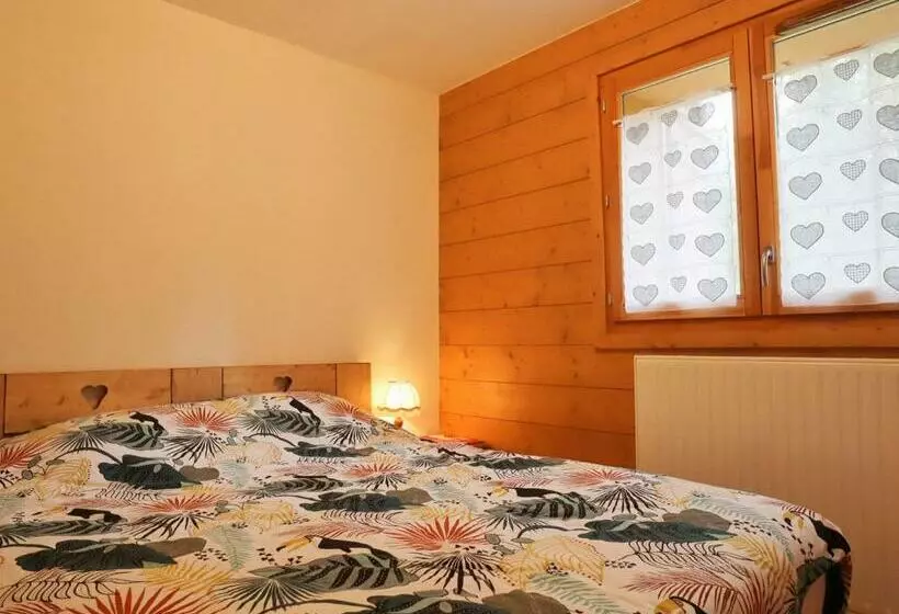 Appartement Cosy Avec Terrasse Et Parking Privé, Centre Village à 2 Pas Et Arrêt Ski Bus Proche   Fr
