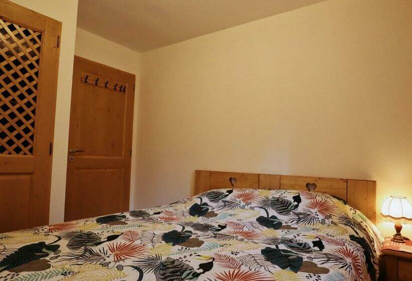 Appartement Cosy Avec Terrasse Et Parking Privé, Centre Village à 2 Pas Et Arrêt Ski Bus Proche Fr