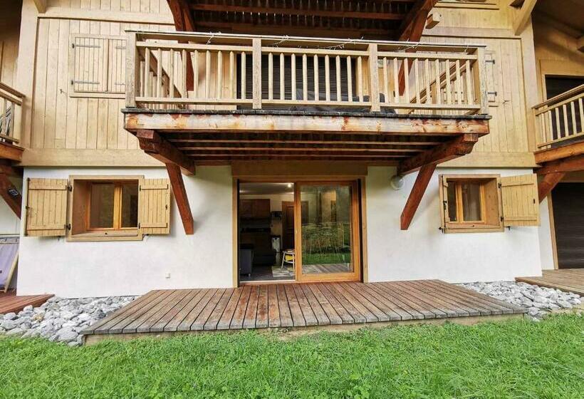 Appartement Cosy Avec Terrasse Et Parking Privé, Centre Village à 2 Pas Et Arrêt Ski Bus Proche Fr