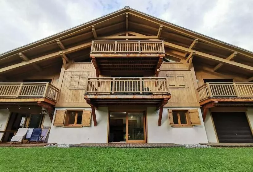 Appartement Cosy Avec Terrasse Et Parking Privé, Centre Village à 2 Pas Et Arrêt Ski Bus Proche   Fr