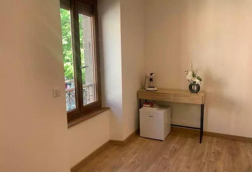 Aamiaismajoitus (B&B) Chambre Avec Entrée Indépendante