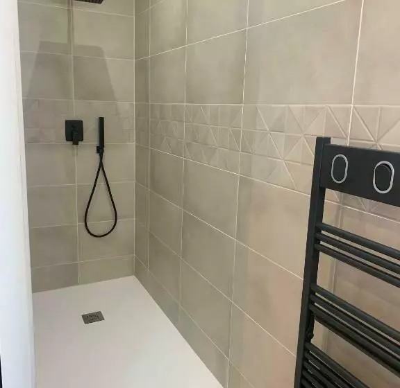 Aamiaismajoitus (B&B) Chambre Avec Entrée Indépendante