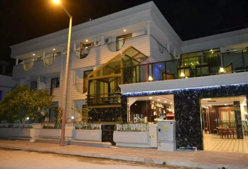 Britannia Hotel Village