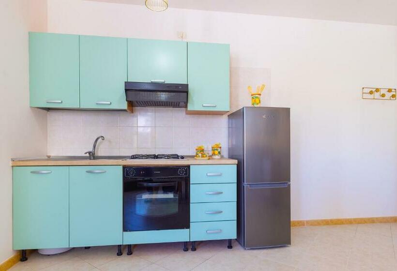 Civico 36   Pescoluse