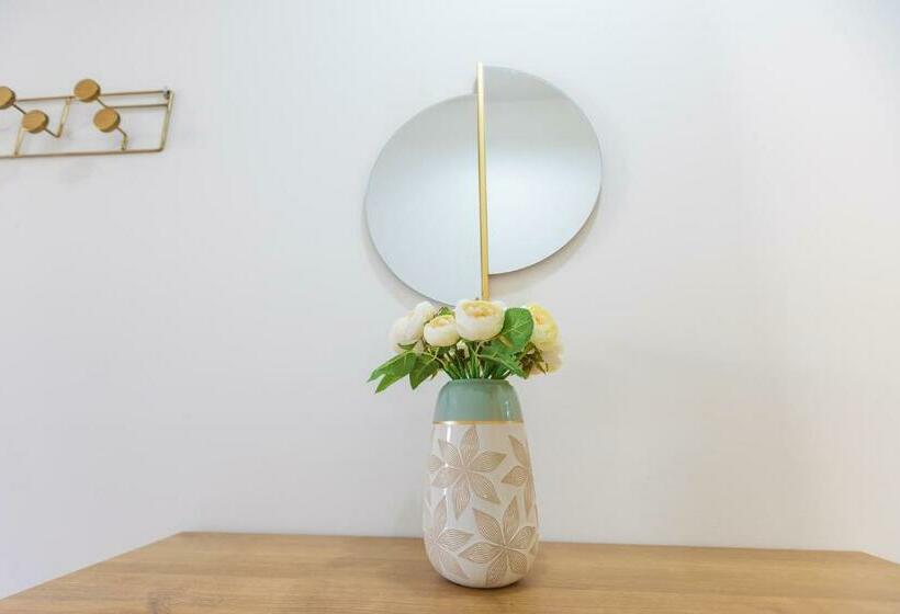 Civico 36   Pescoluse