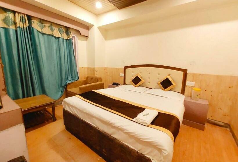 ホテル Shorya Regency