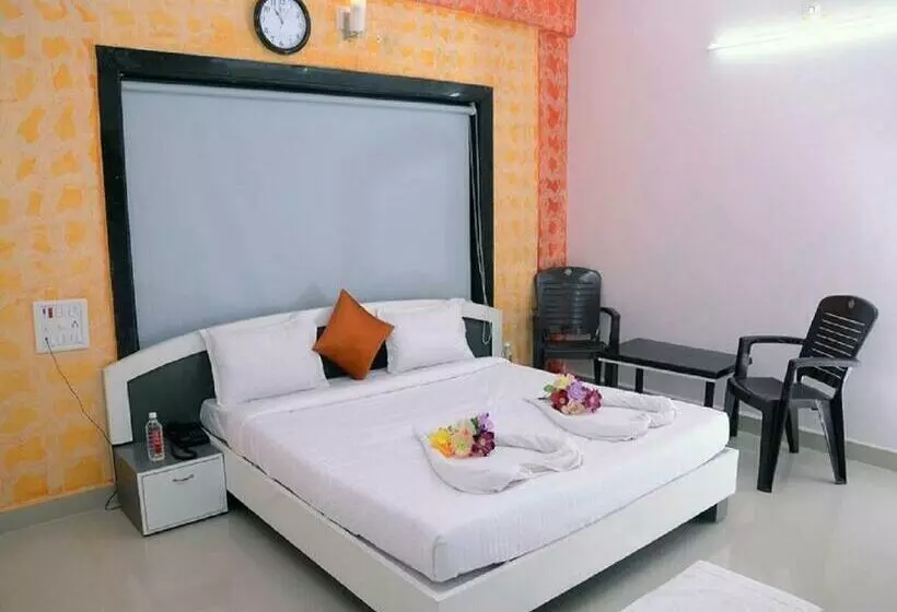 ホテル Welcome Somnath