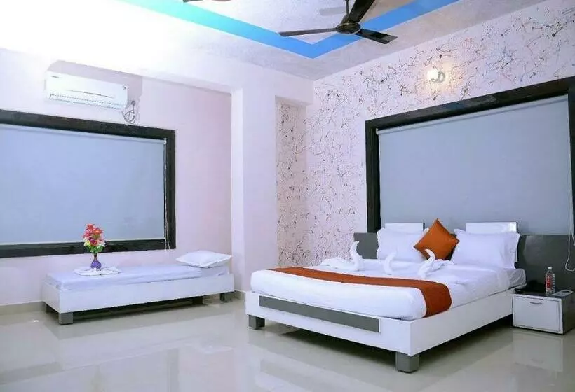 ホテル Welcome Somnath