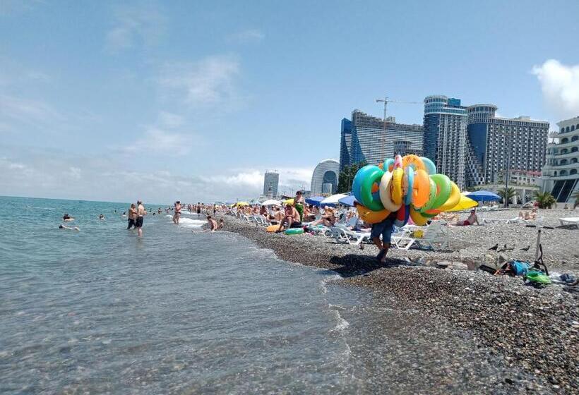 پانسیون Apartments Black Sea Resort Luxe