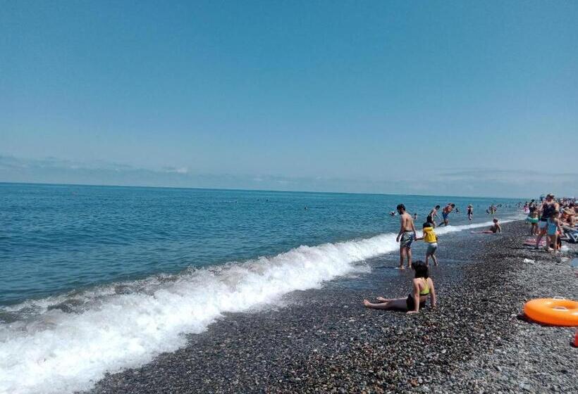 پانسیون Apartments Black Sea Resort Luxe