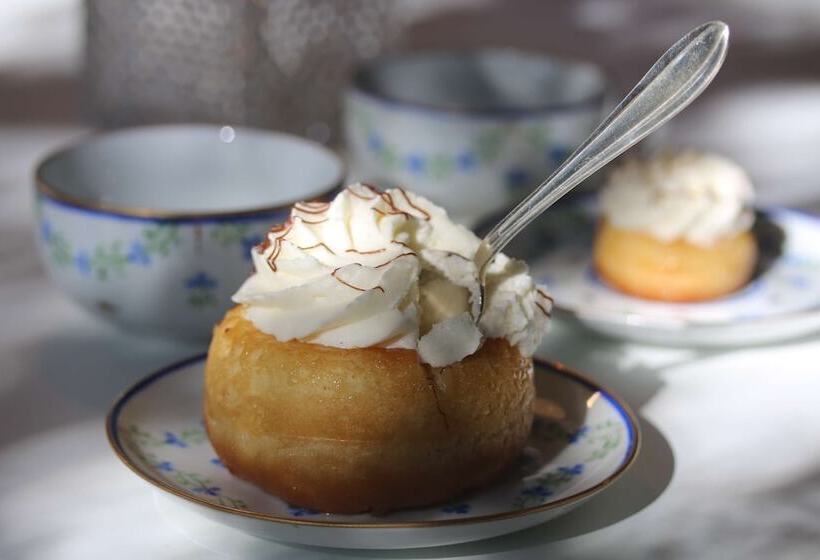 住宿加早餐  Malis Castera Le Petit Château