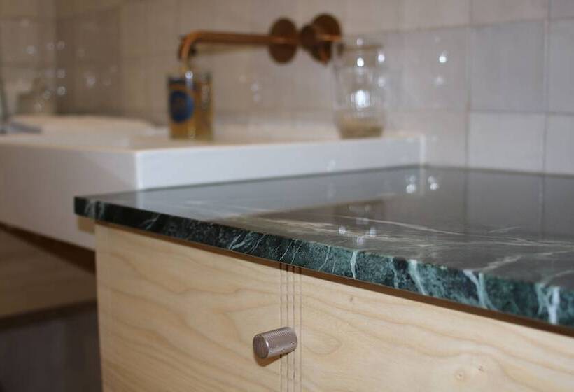 住宿加早餐  Malis Castera Le Petit Château