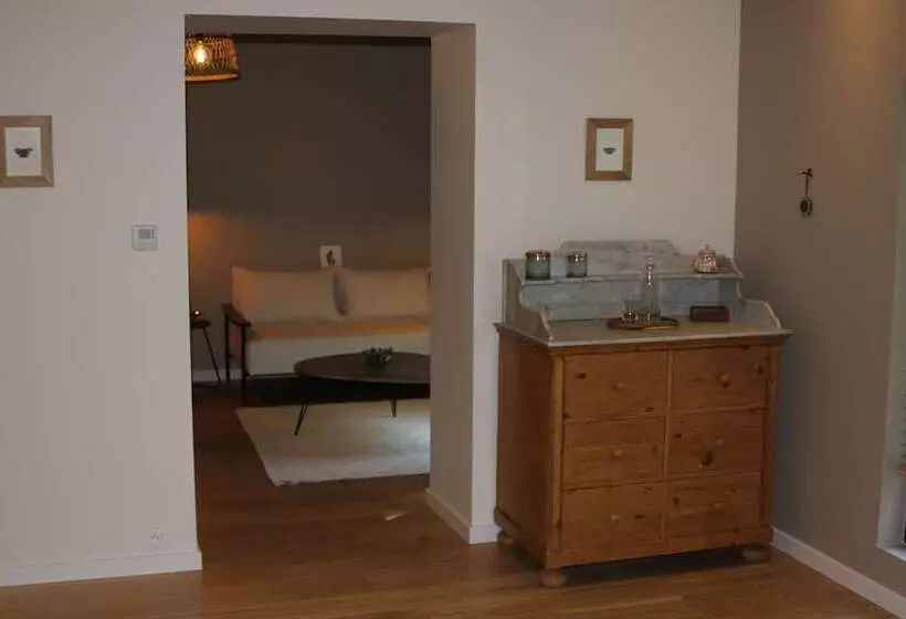 Aamiaismajoitus (B&B) Malis Castera Le Petit Château