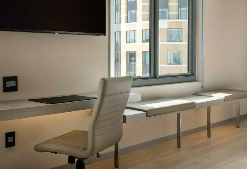 Ac Hotel By Marriott Oakland Downtown