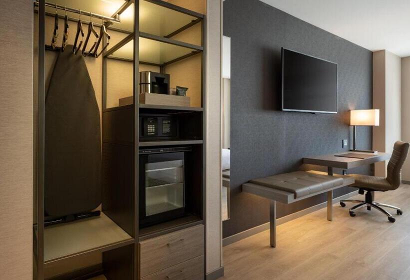 Ac Hotel By Marriott Oakland Downtown