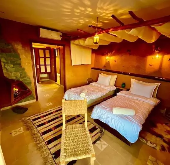 هتل Bin Jbal Resort