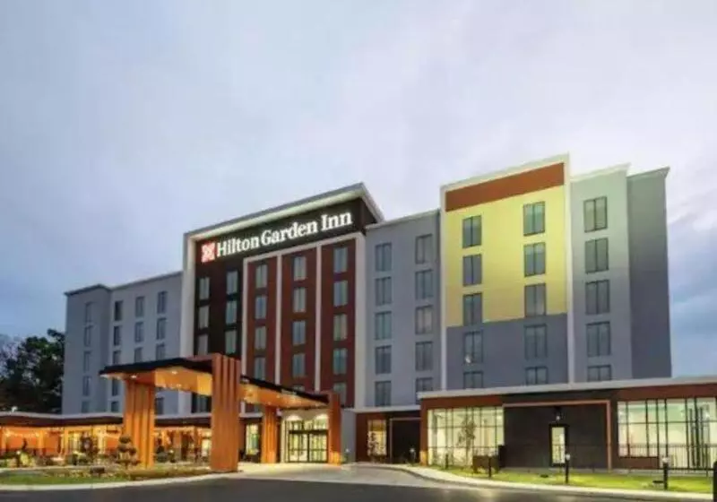 Hotelli Hilton Garden Inn Visalia, Ca